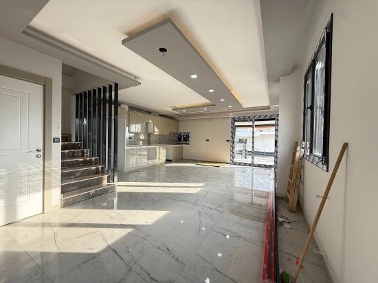 Seferihisar Doğanbey Merkezde Satılık 3+1 Müstakil Bahçeli Villa