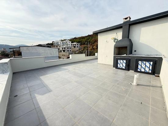 Seferihisar Doğanbey Merkezde Satılık 3+1 Müstakil Bahçeli Villa
