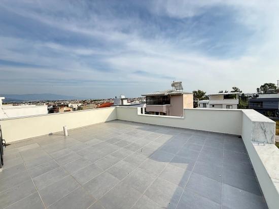 Seferihisar Doğanbey Merkezde Satılık 3+1 Müstakil Bahçeli Villa