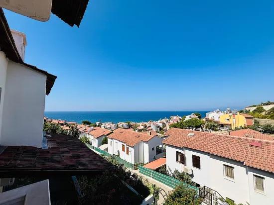 Seferihisar Doğanbey Ömür Beldesi’nde Satılık 3+1 Deniz Manzaralı Villa