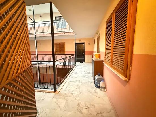 Seferihisar Ürkmez merkezde satılık 2 + 1 80 metre² daire