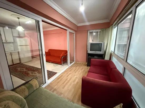 Seferihisar Ürkmez merkezde satılık 2 + 1 80 metre² daire