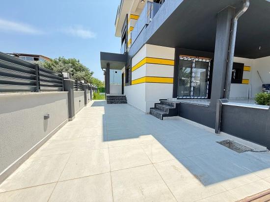 Seferihisar Doğanbey'de Satılık 3+1 Müstakil Sıfır Bahçeli Villa