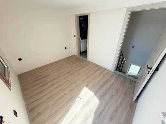 🏡 Seferihisar Ürkmez’de Site İçerisinde Havuzlu Sıfır Lüks Villa