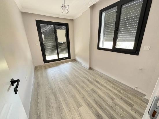 Seferihisar Doğanbey’de Satılık Sıfır Müstakil Geniş Bahçeli 3+1 Villa