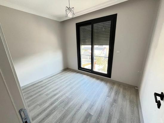 Seferihisar Doğanbey’de Satılık Sıfır Müstakil Geniş Bahçeli 3+1 Villa