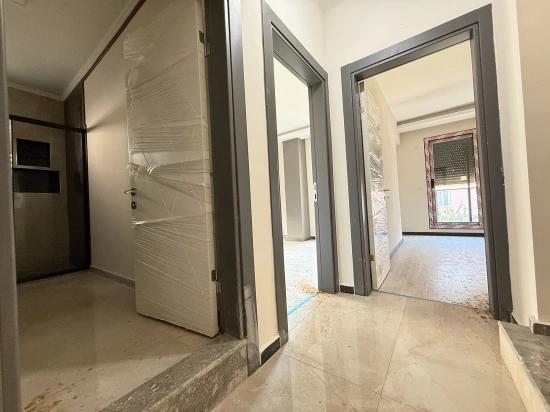 Seferihisar Doğanbey'de Denize Yakın Satılık Sıfır Bahçeli 3+1 Villa