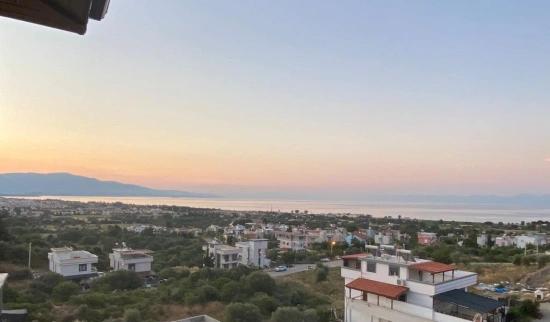 Seferihisar Doğanbey'de Satılık 3+1 Müstakil Deniz Manzaralı Havuzlu Villa