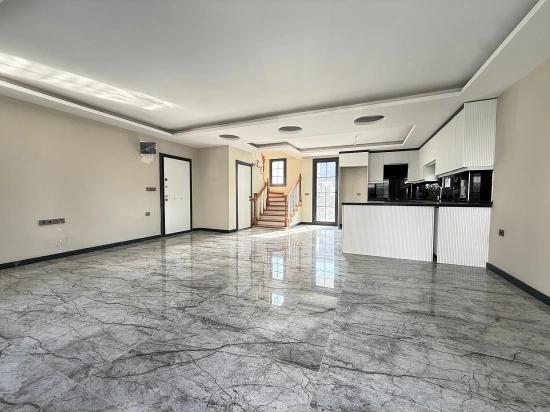 Seferihisar Doğanbeyde Satılık Müstakil Havuzlu Sıfır Lüks Villa