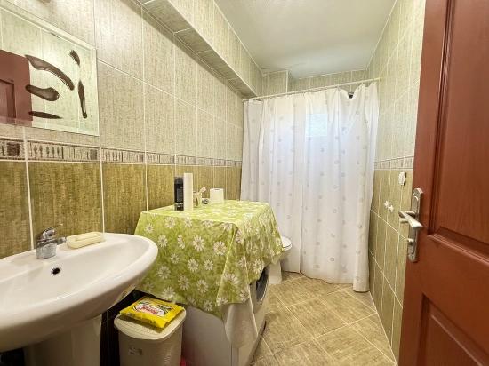 Seferihisar Ürkmez Merkez’de Satılık 2 + 1 80m2 Masrafsız Daire