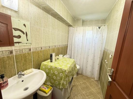 Seferihisar Ürkmez Merkez’de Satılık 2 + 1 80m2 Masrafsız Daire