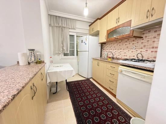 Seferihisar Ürkmez Merkez’de Satılık 2 + 1 80m2 Masrafsız Daire
