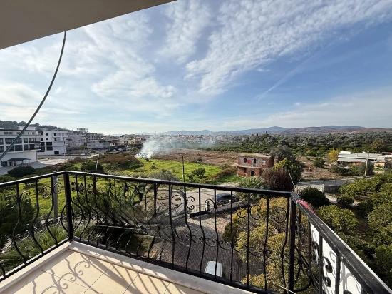 Seferihisar Ürkmez Merkez’de Satılık 2 + 1 80m2 Masrafsız Daire