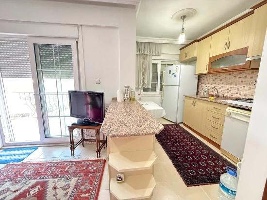 Seferihisar Ürkmez Merkez’de Satılık 2 + 1 80m2 Masrafsız Daire