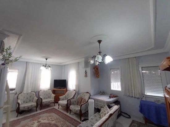 Seferihisar Doğanbey’de Satılık Bahçeli Müstakil 6 + 1 Villa