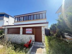 Seferihisar Doğanbey'de Satılık 2+1 Bahçeli Full Eşyalı Villa