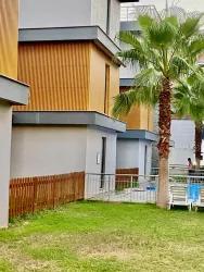 Seferihisar Ürkmez Bengiler Mah. Satılık 3+1 Müstakil ev - 180 m²