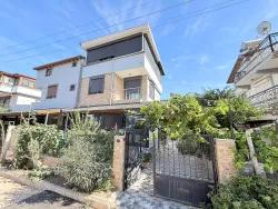 Seferihisar Doğanbey Cumhuriyet Mah. Satılık 3+1 Müstakil Ev - 180 m²