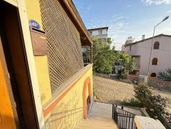 Seferihisar Ürkmez’de Denize 200 Metre Satılık 1 + 1 Daire