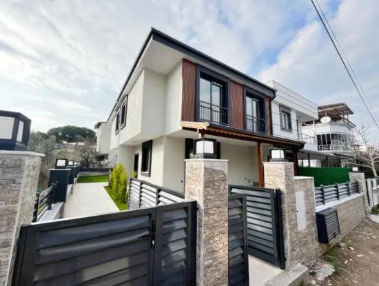 Seferihisar Doğanbey'de Satılık Sıfır Lüks Yapılı 3+1 Villa