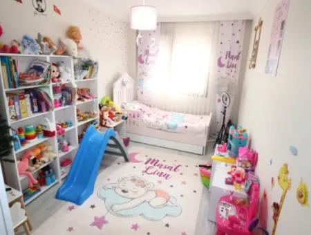 Seferihisar Ürkmez Merkez'de Acil Satılık 2+1 90M2 Lüks Daire