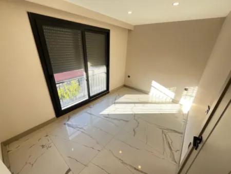 Doğanbey'de Denize Yakın Tamamen Müstakil Satılık Ultra Lüks 3+1 Villa