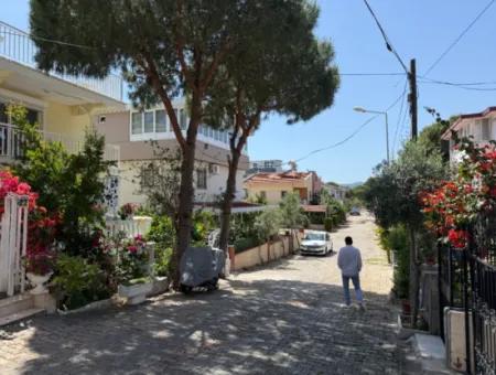 Ürkmez'de Denize 250 M, Uygun Fiyat Satılık 3+1 Bahçeli Daire