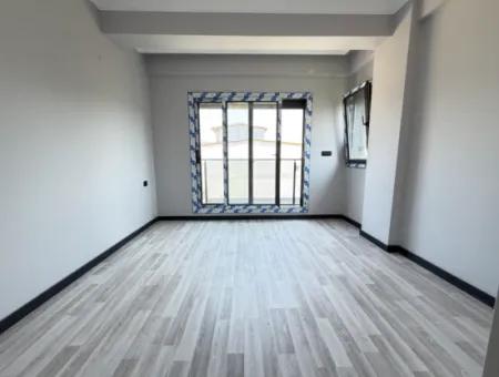 Seferihisar Doğanbey'de Satılık 3+1 Müstakil Sıfır Geniş Bahçeli Villa