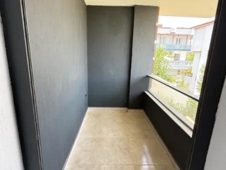 Seferihisar Doğanbey'de Satılık Sıfır Lüks Yapılı 3+1 Villa