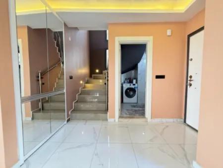 Seferihisar Doğanbey'de Satılık 3+1 Müstakil Bahçeli Havuzlu Dublex Villa