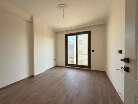 Seferihisar Doganbey'de Satılık Sıfır Luks 3+1 Villa Yazlık