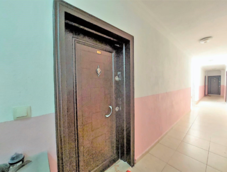 Seferihisar Ürkmez Merkezde Satılık 3 + 1 Ara Kat 110 Metre² Daire