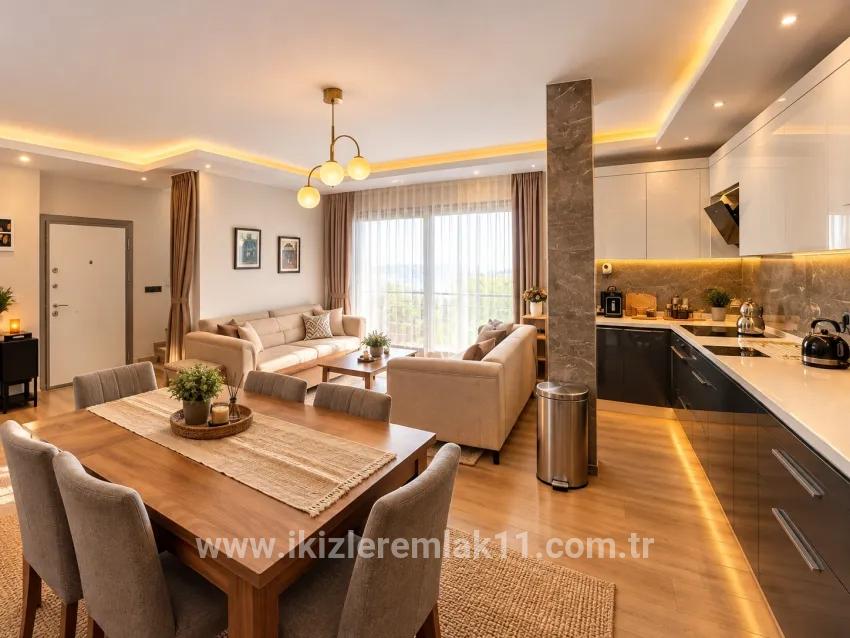 Seferihisar Ürkmez Bengiler Mah. Satılık 3+1 Yazlık - 160 m²