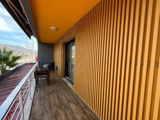 Seferihisar Bengiler’de Deniz Tarafında, Havuzlu Sitede Satılık 3+1 Dubleks Daire!