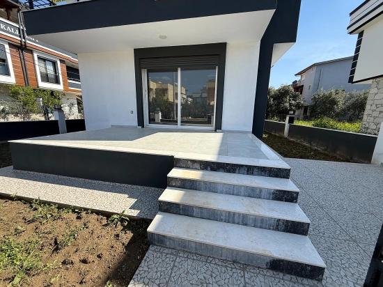 Seferihisar Doğanbey‘de 300 M2 Arsa İçinde Tek Müstakil 3 + 1 Dubleks Villa