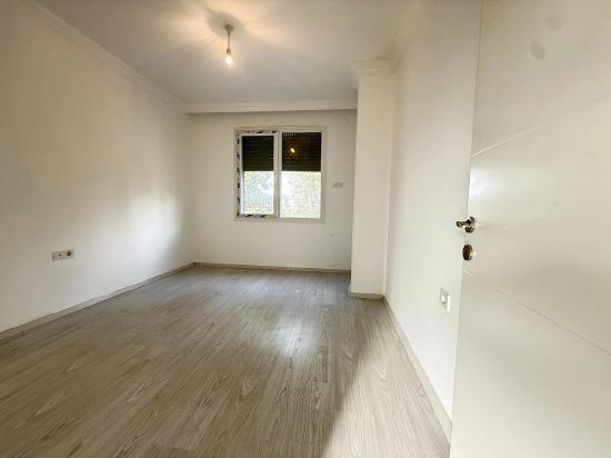 Seferihisar Doğanbey’de Satılık 3 + 1 Sıfır Geniş Bahçeli Villa Yazlık